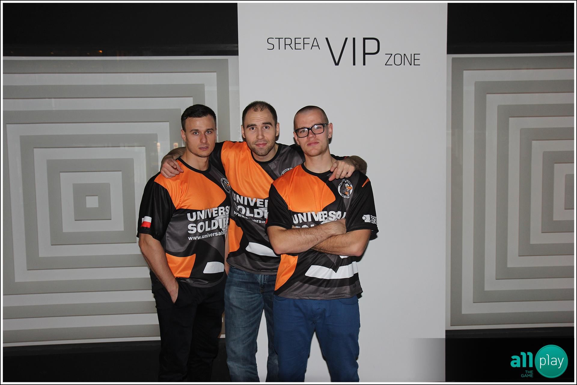 PashaBiceps, TaZ и NEO в составе Universal Soldiers | Источник: страница allplay на Facebook*