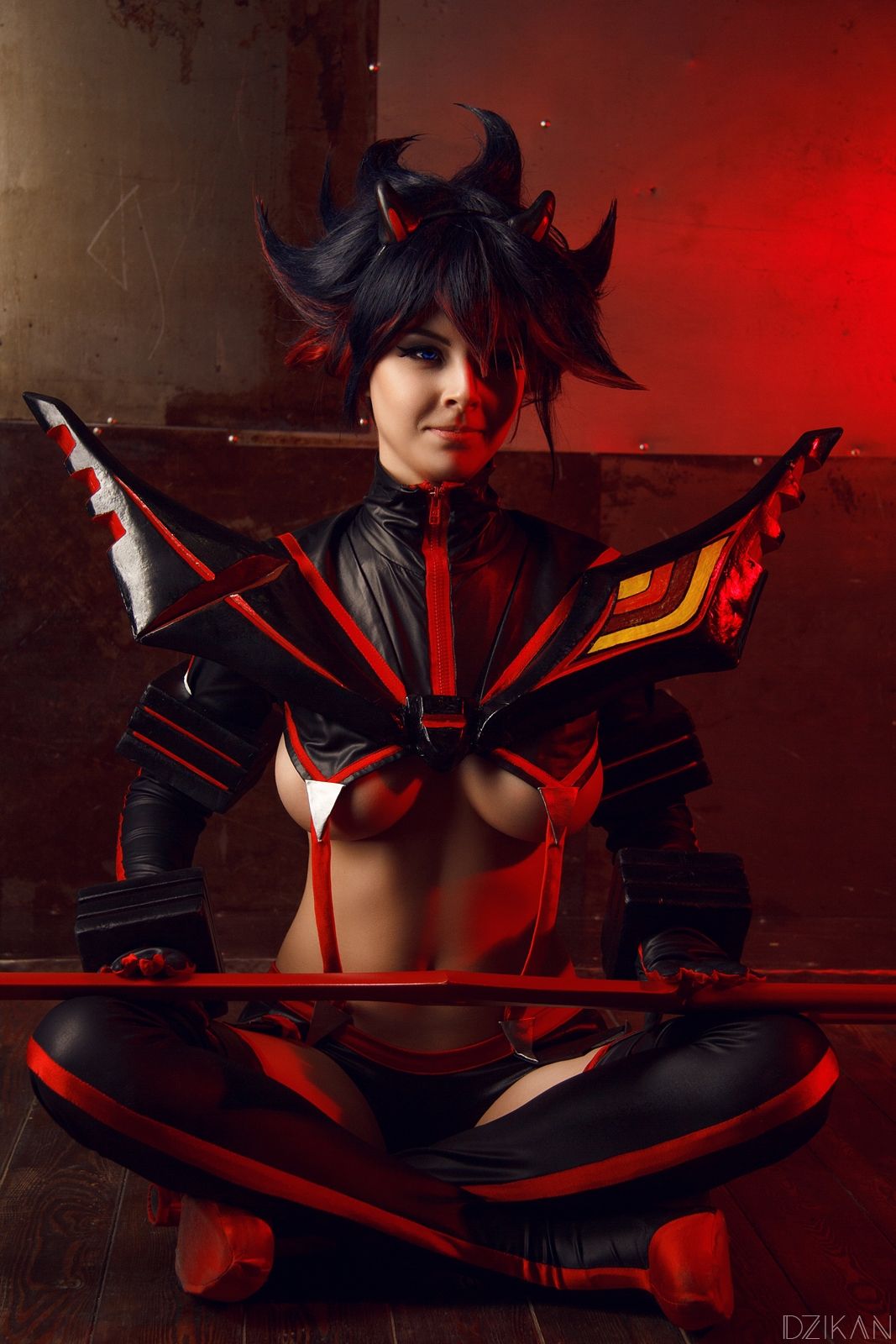Косплей на Рюко Матой из аниме-сериала Kill la Kill. Косплеер: Helly Valentine. Источник: vk.com/hellyvalentine_cosplay