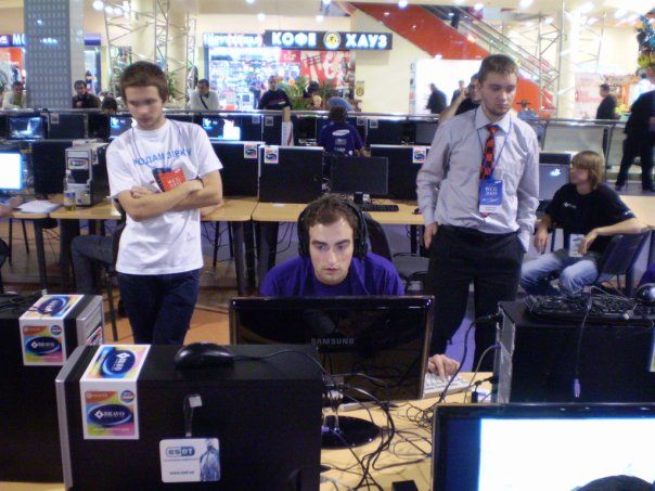 Kekc или raz0r?
