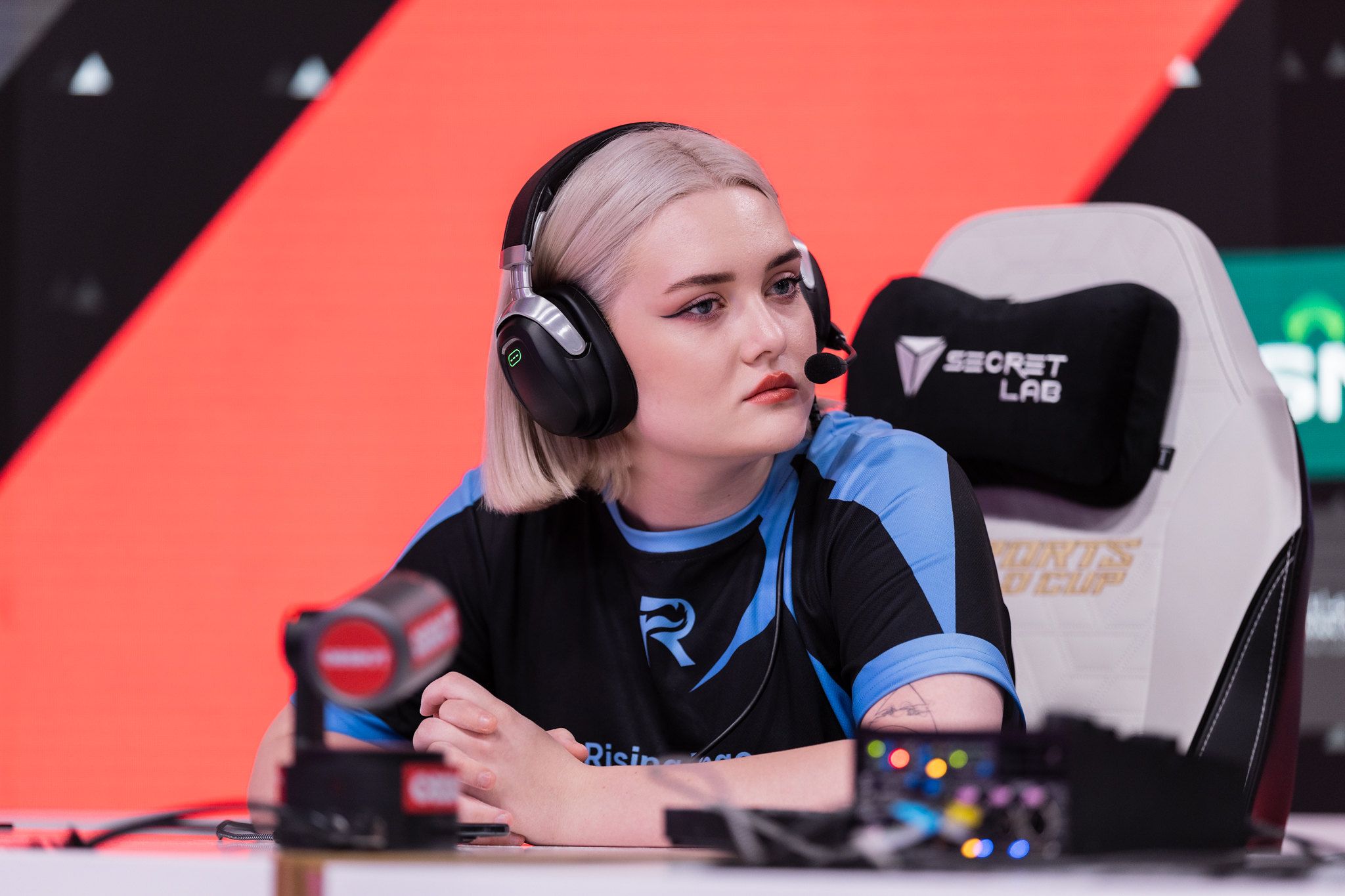 Александра Zazha Гусева — капитан Rising Rage | Фото: Sarah Bolt, Esports World Cup 