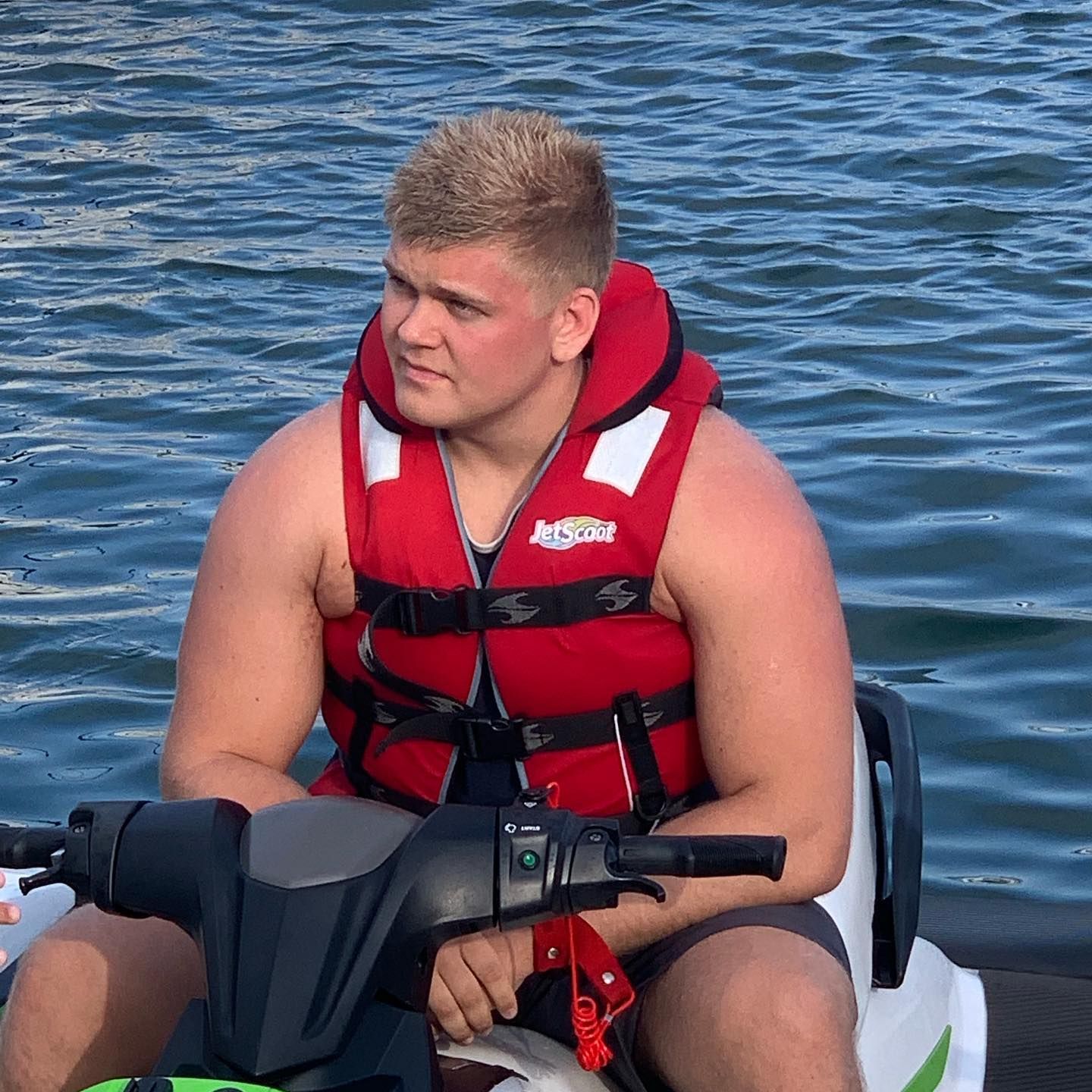 "Зачем я здесь? Где тут зал?"