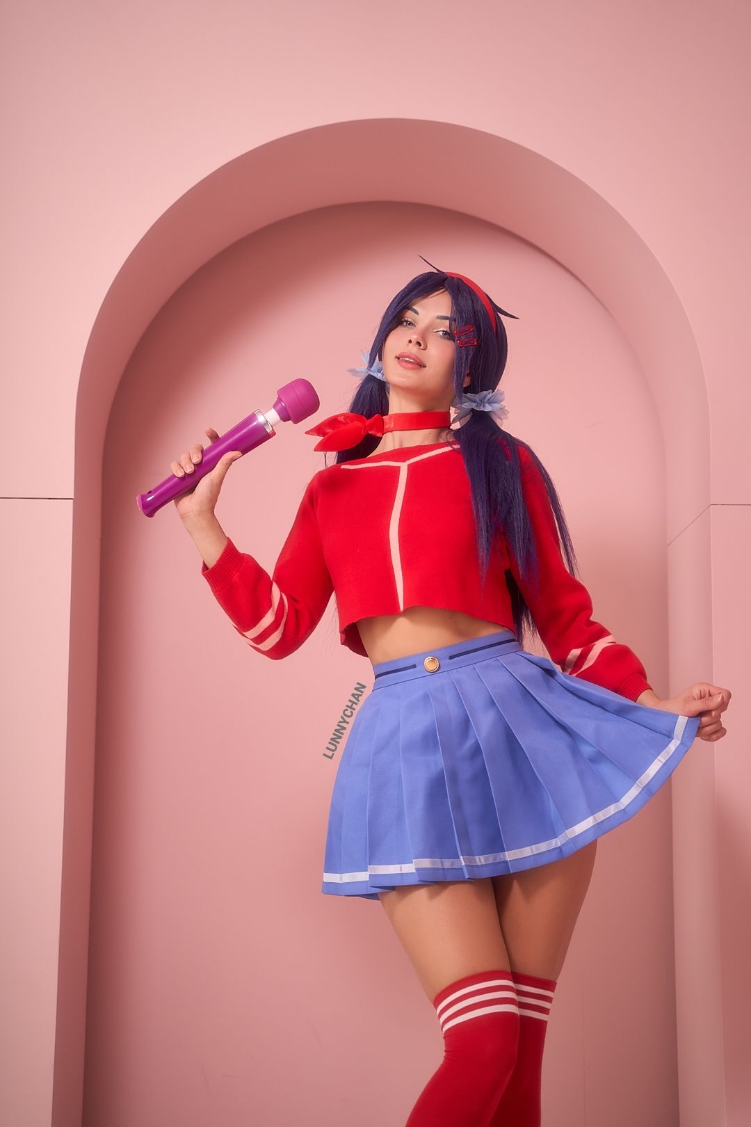 Косплей на Миту из MiSide. Косплеер: LunnyChan. Фотограф: катя сфоткай красиво. Источник: «ВКонтакте»