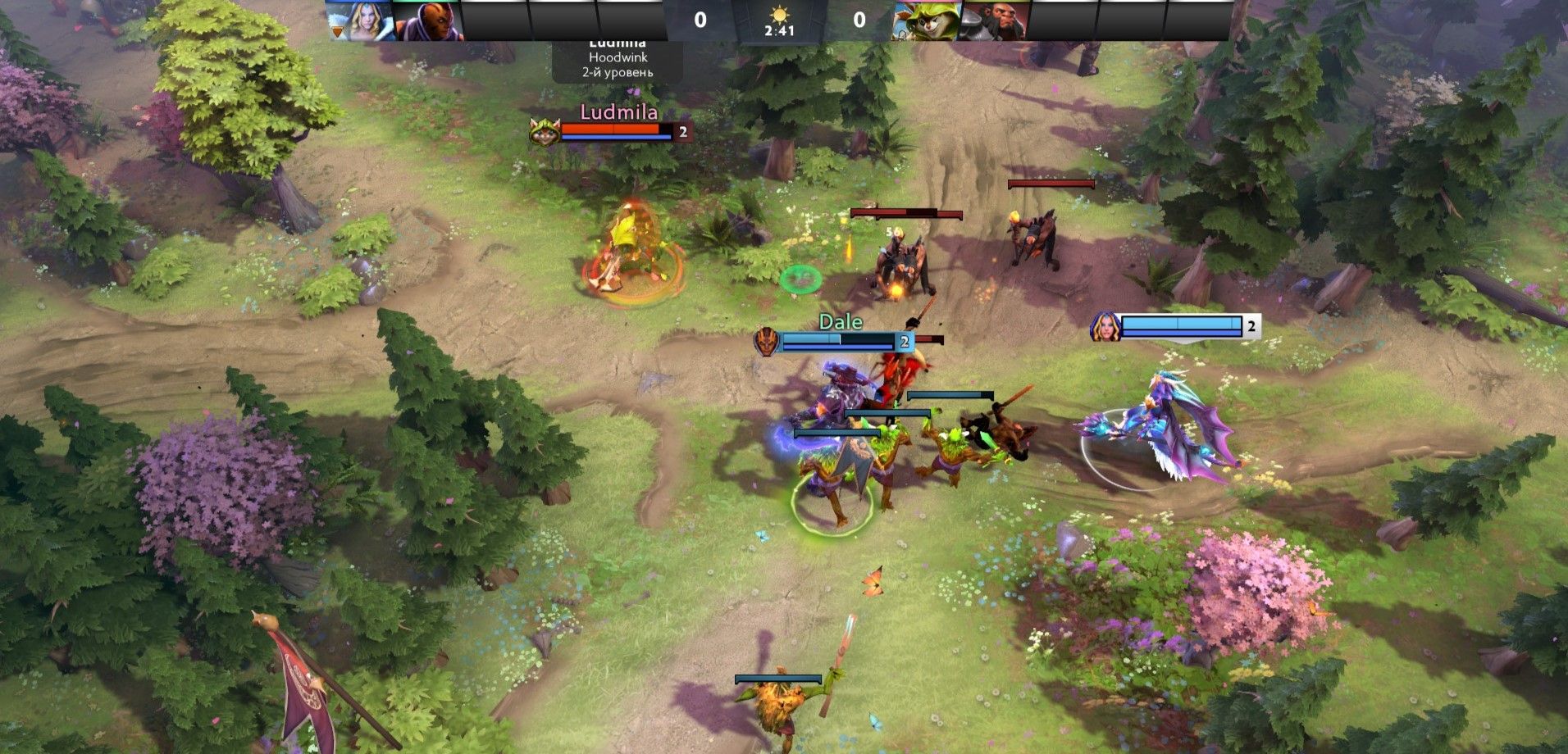 Crystal Maiden держится на дистанции, а Hoodwink может стоять с любой стороны | Источник: Dota 2