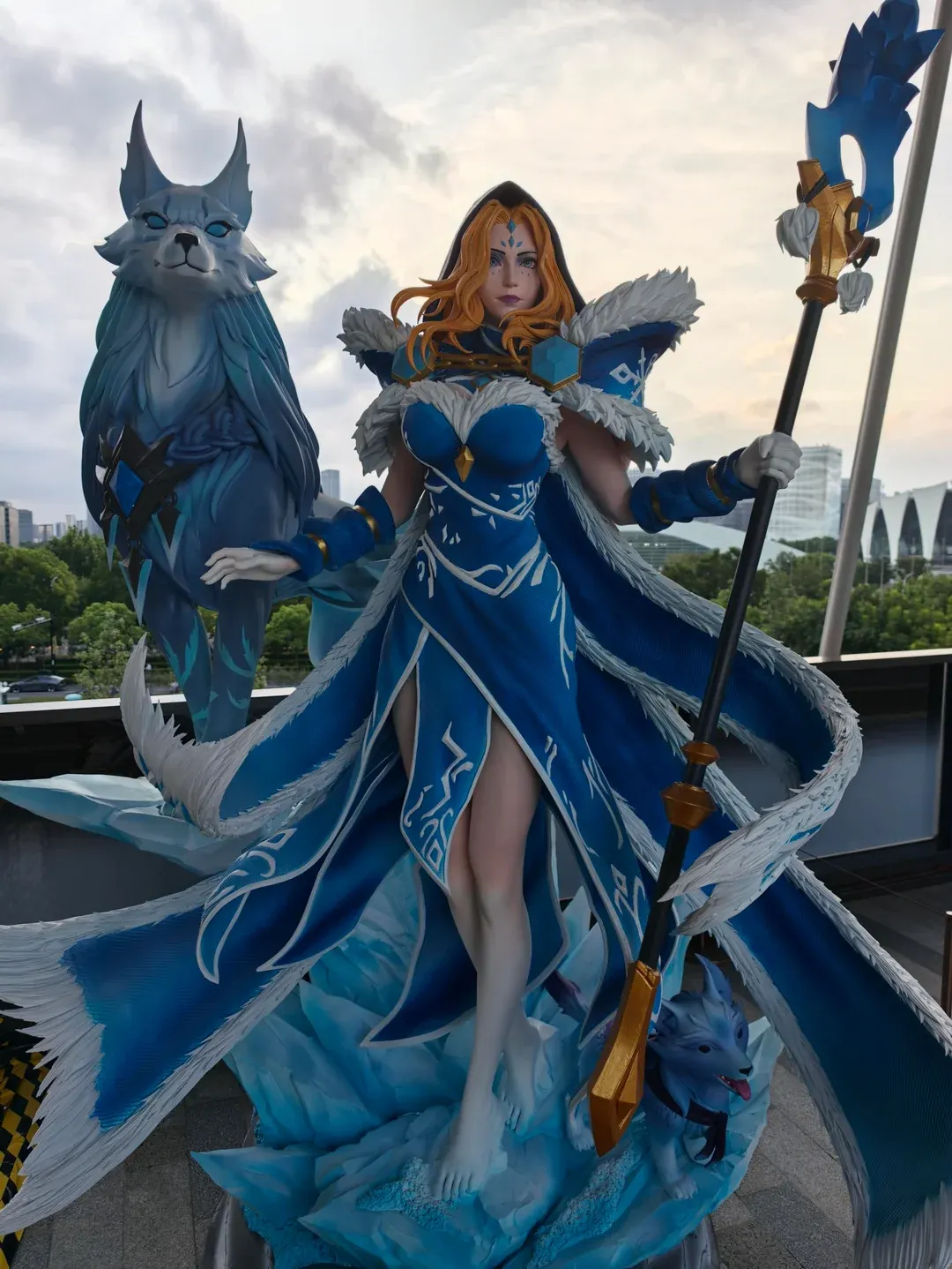 Ростовая фигура арканы Crystal Maiden | Источник: reddit