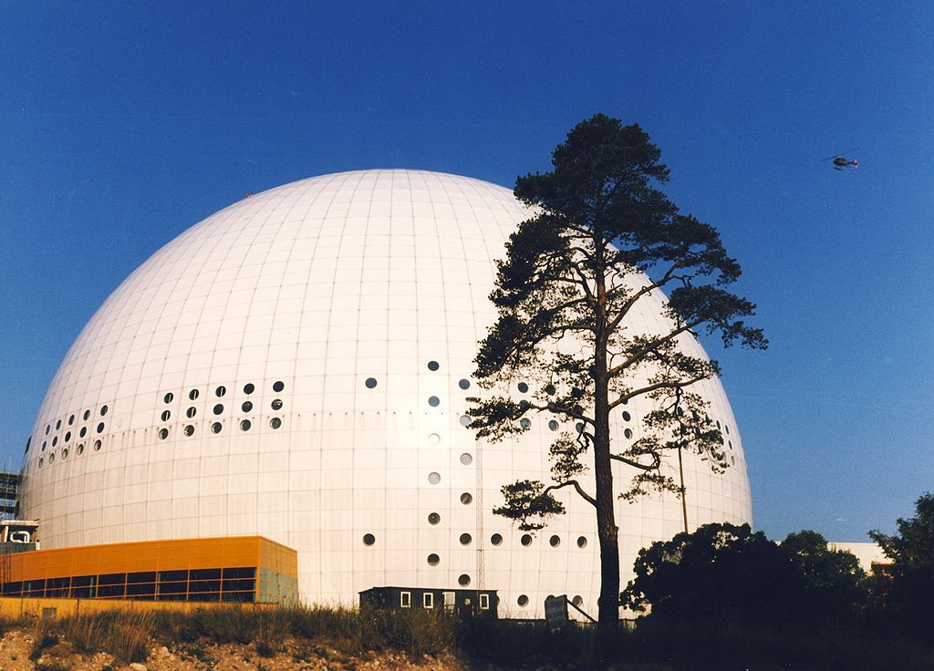 Арена в 1988 году.