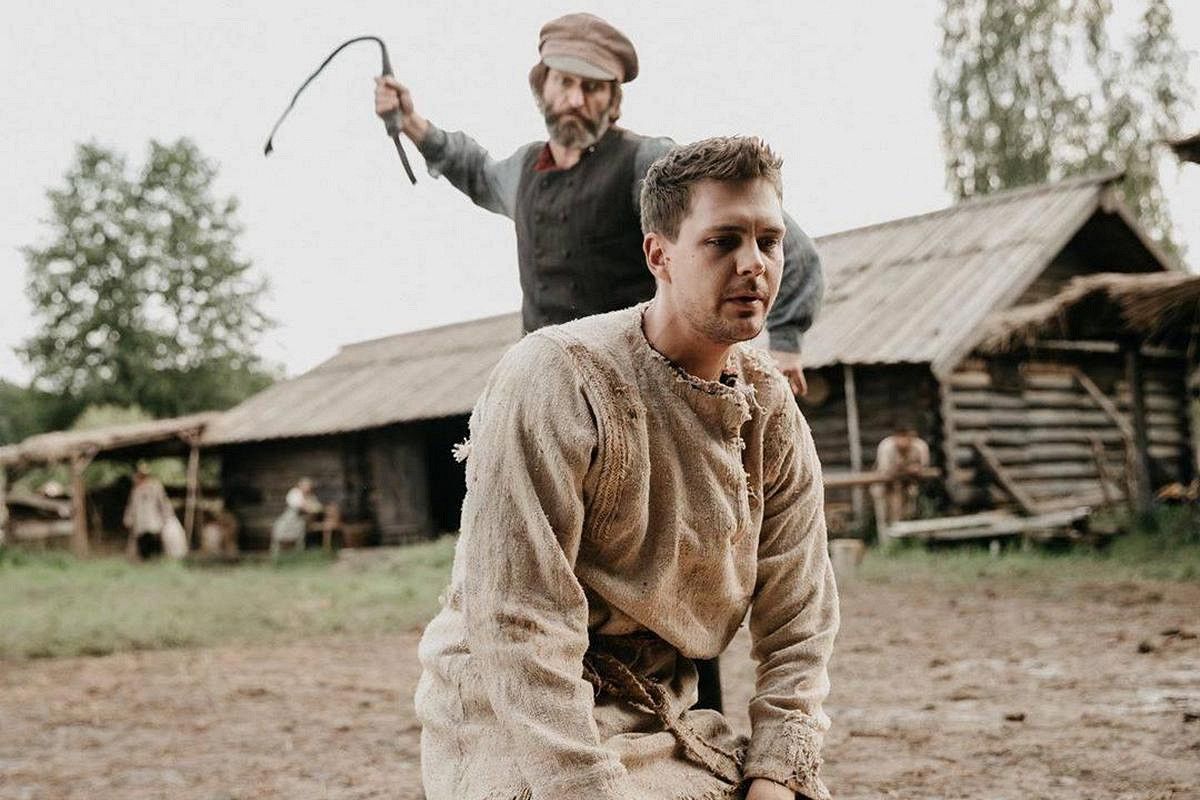 Кадр из фильма «Холоп»