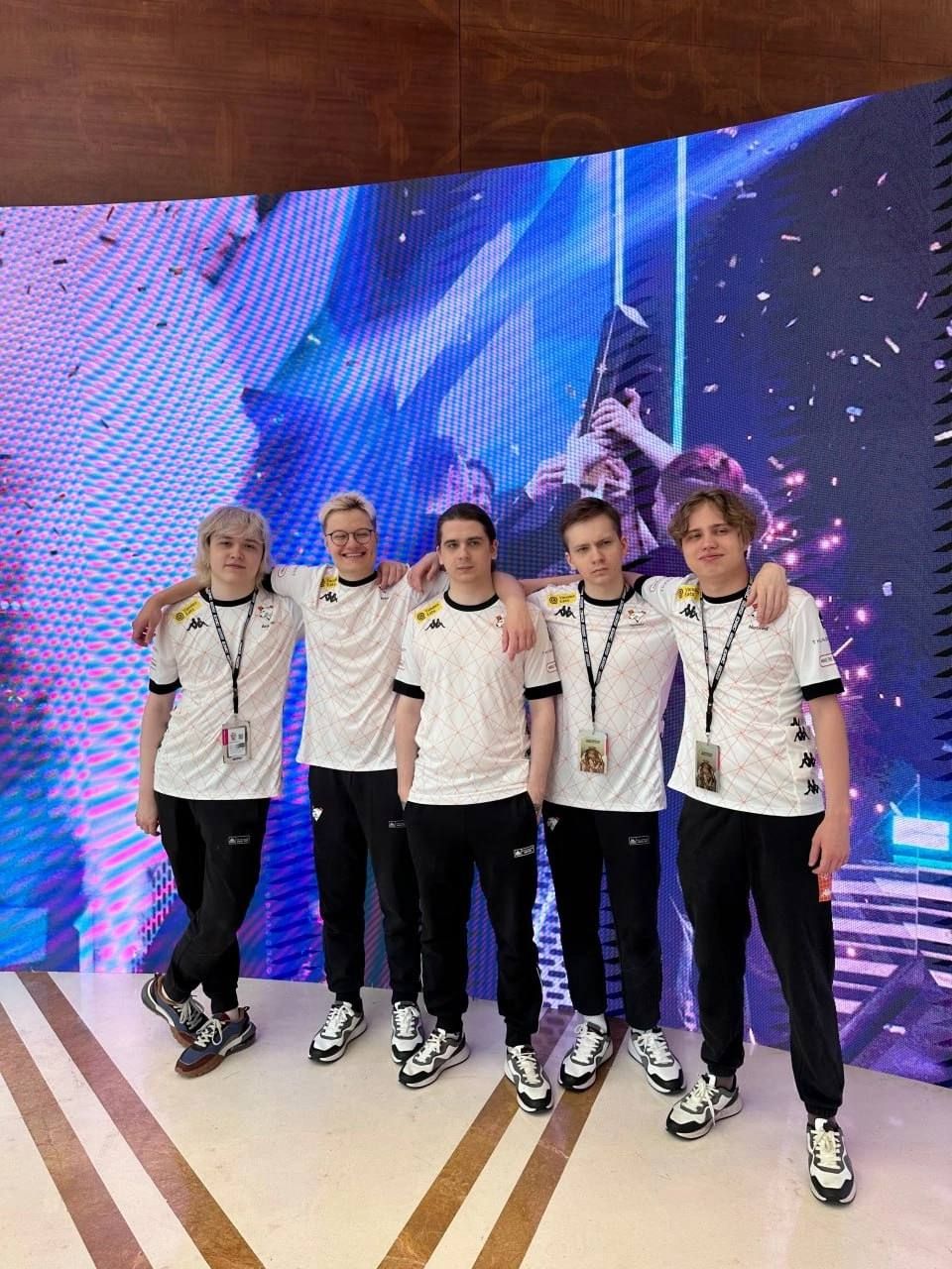 Состав Vitrus.pro с Noticed. Источник: соцсети VP