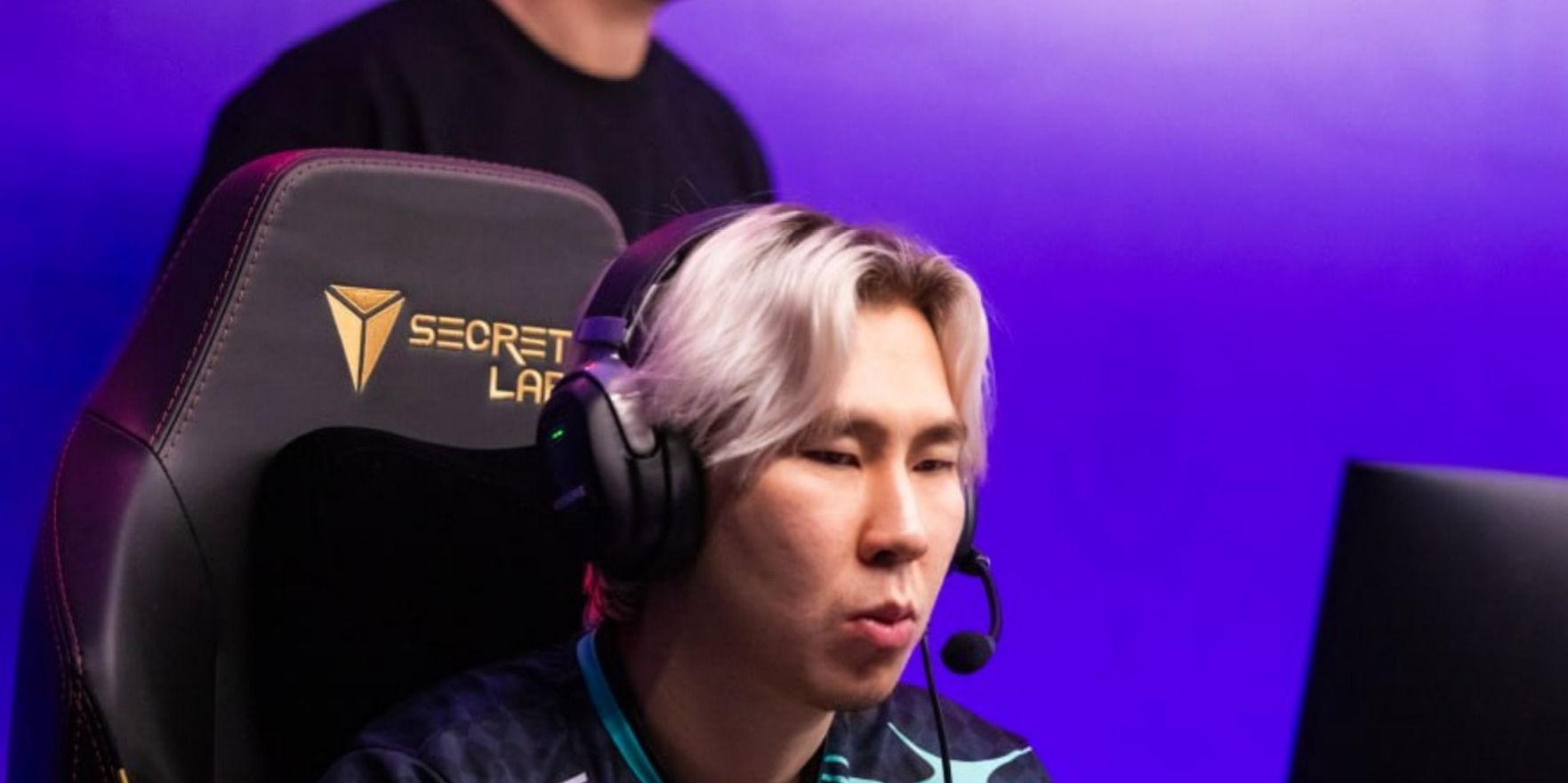 TORONTOTOKYO: «Dragon Knight — нормальный, сильный герой»