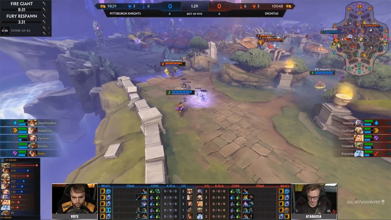 Обсервинг в Smite на трансляциях происходит с двух ракурсов - основной это классический для МОБА игр вид сверху - в самой игре вы так смотреть на поле боя не можете по по понятным причинам