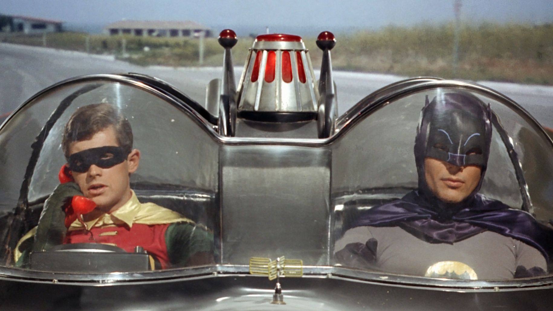 Кадр из фильма «Бэтмен» (1966)