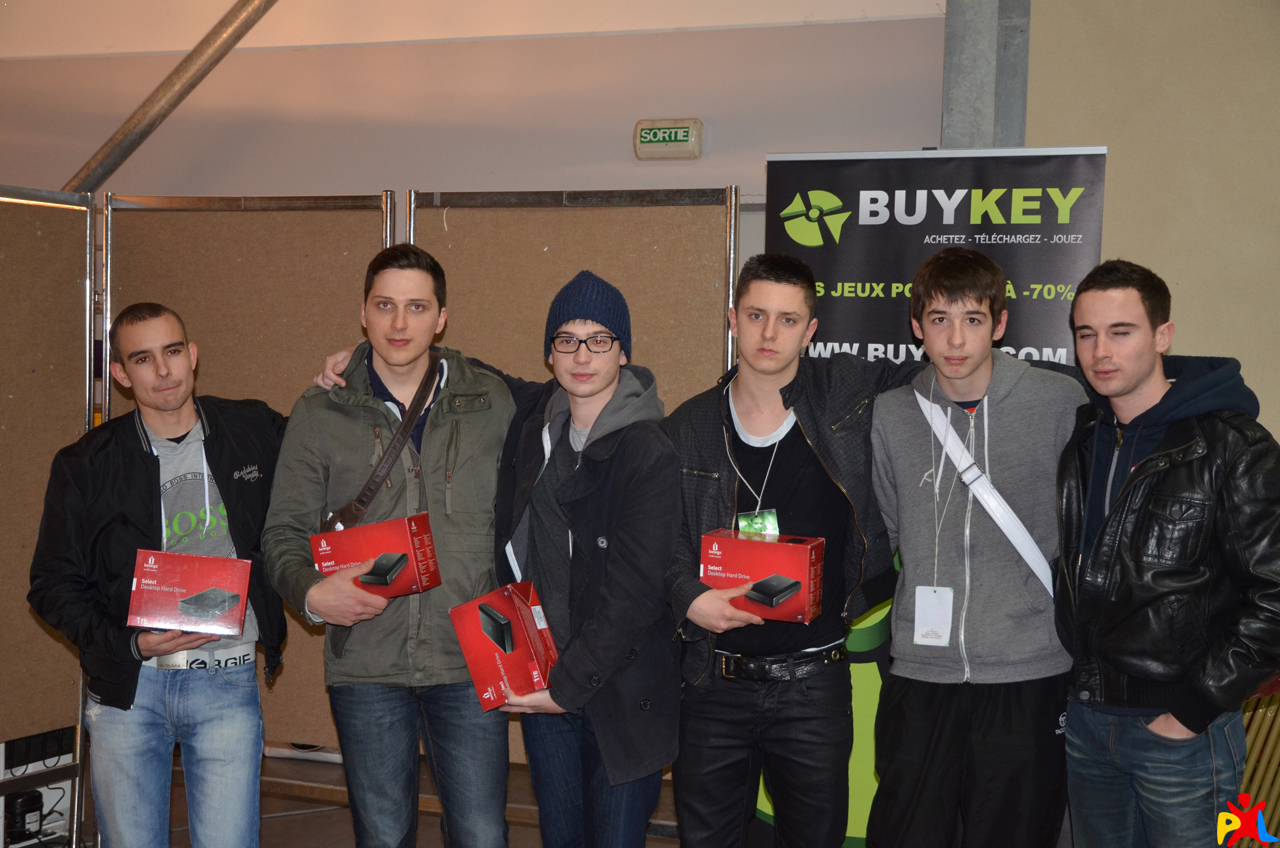Молодые Happy, apEX и kennyS в 2011 году | Источник: pxl-lan.com