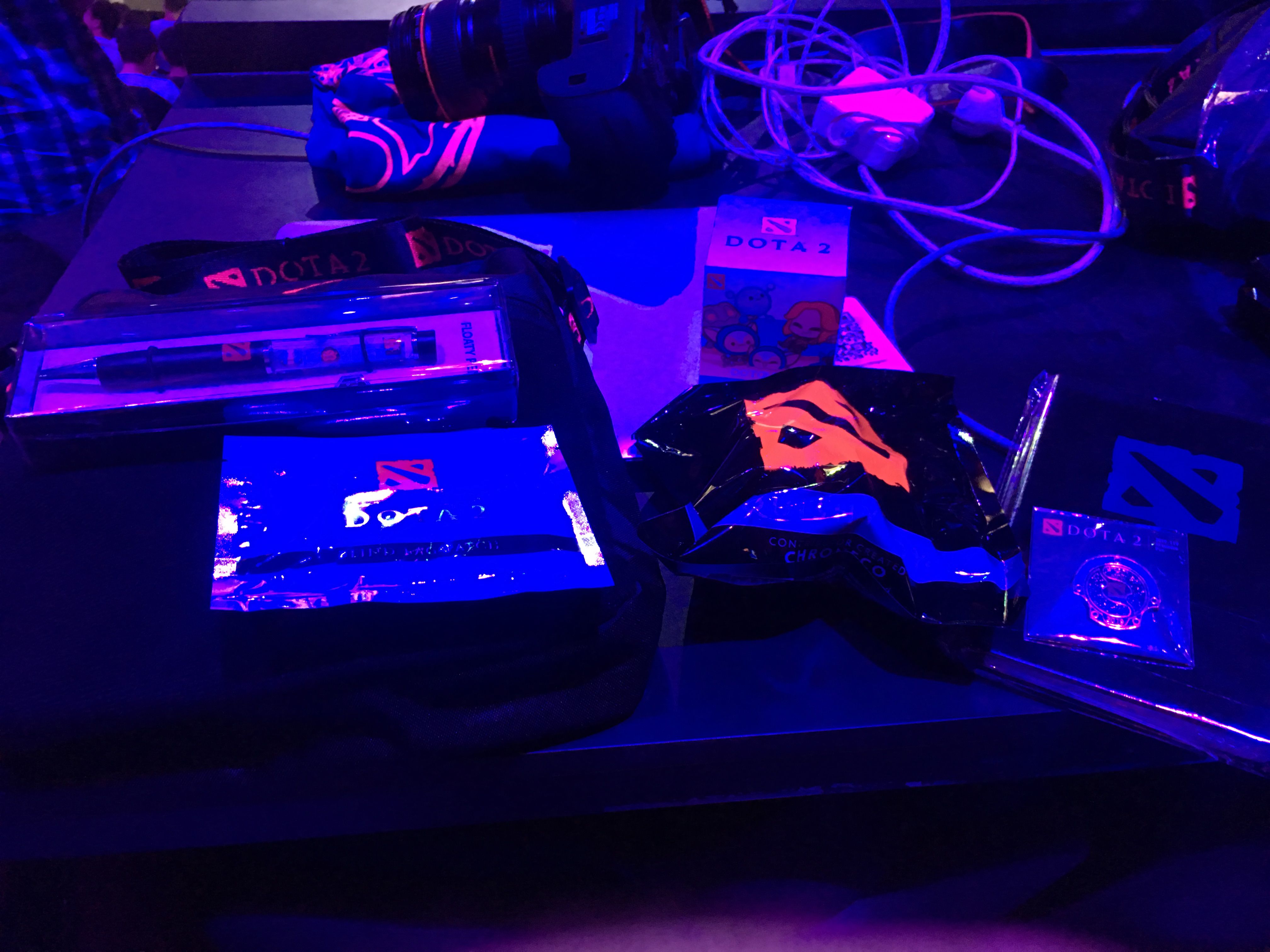 Подарки для прессы и VIP-посетителей The International 2019