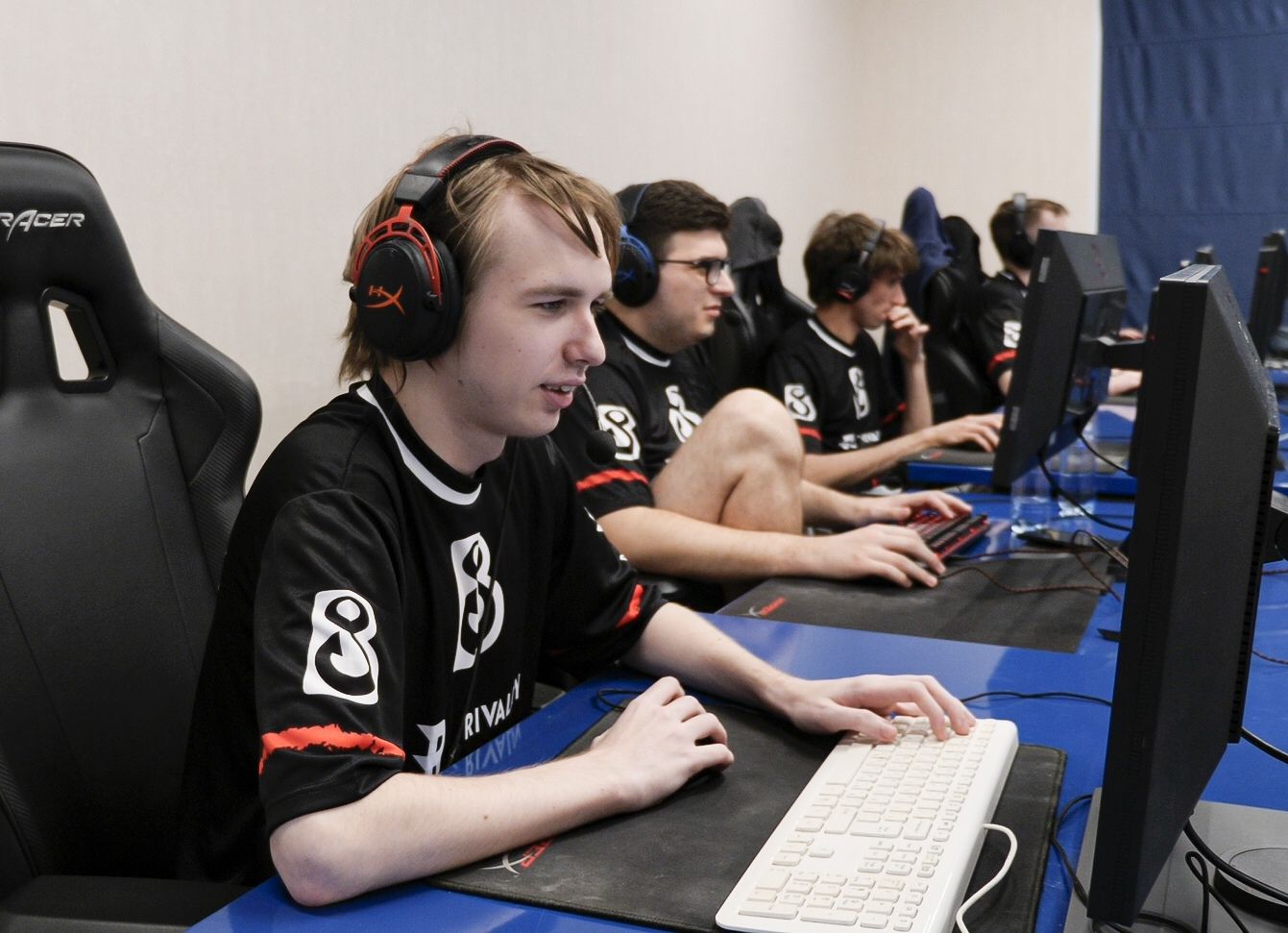 Александр pio65 Заливако
Источник: B8 Esports