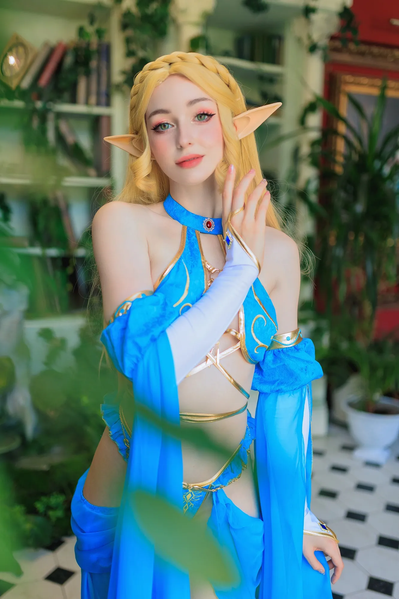 Утонченная и развратная — косплей на Зельду из The Legend of Zelda. Косплеер: Axilirator. Источник: vk.com/club214028428