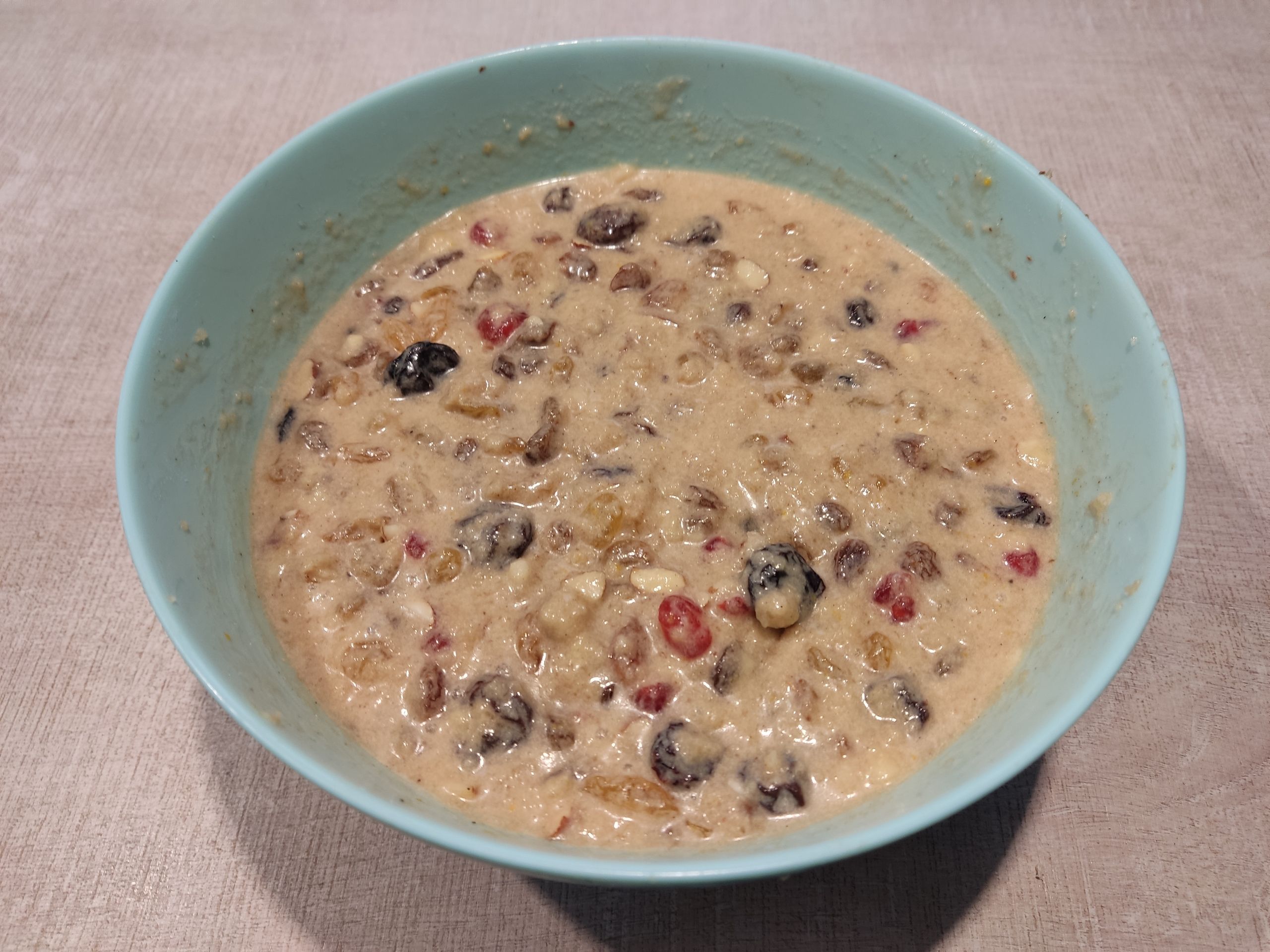 Может, хоть похудею, за голову возьмусь, рекламное место в рубрике продам... Да?