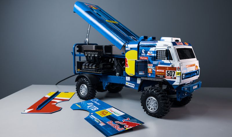 Компьютер в виде грузовика КАМАЗ для ралли &laquo;Дакар&raquo;