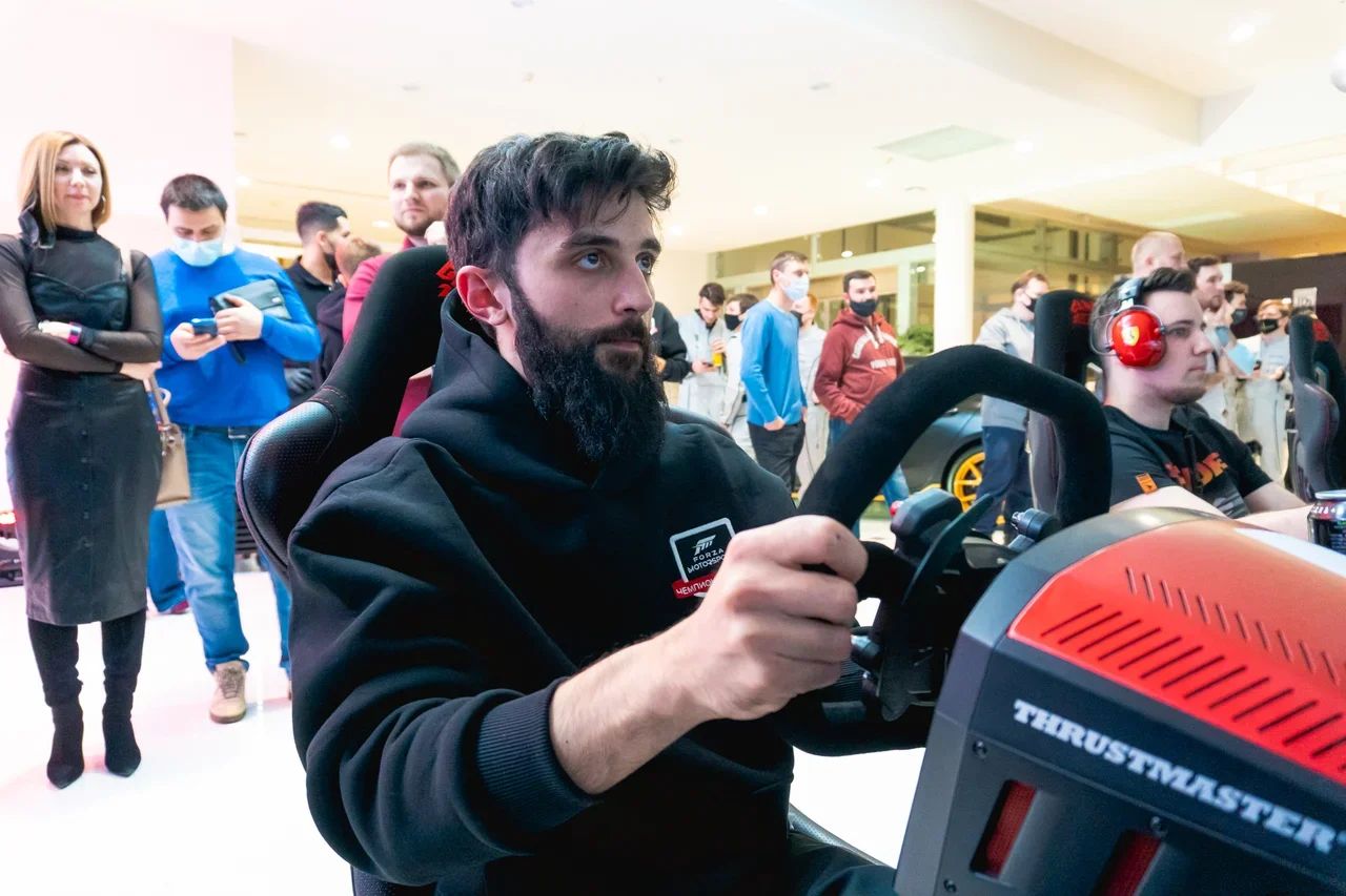 Рустам Рептилоид