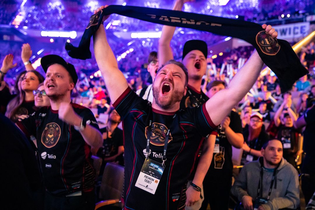 Болельщики клуба ENCE в CS:GO. Фото: ESL