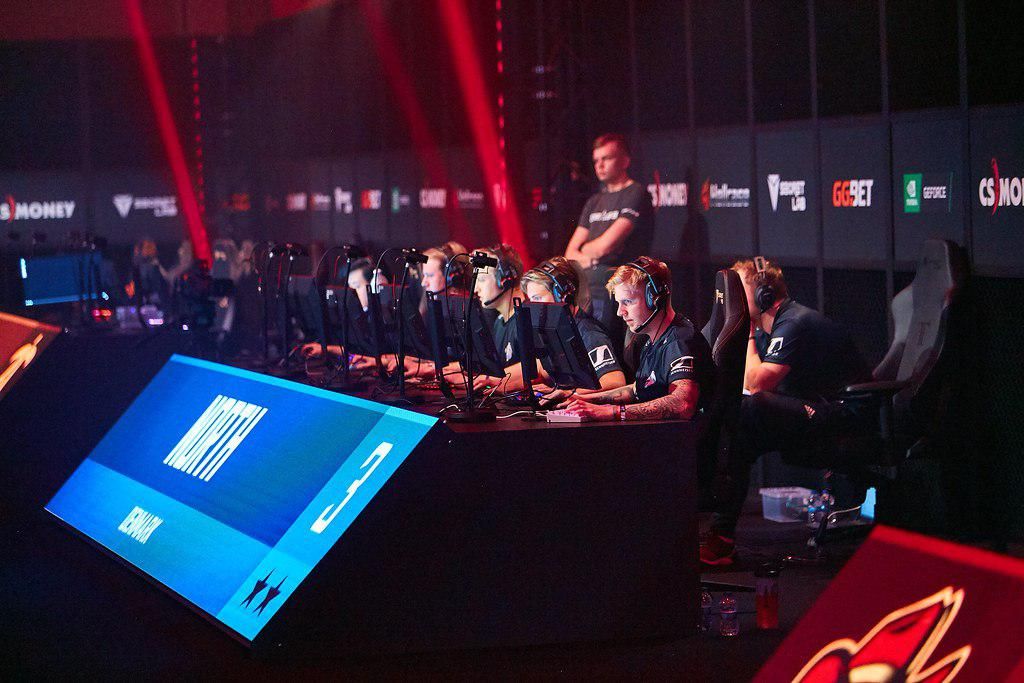 Источник: flickr.com/photos/starladder