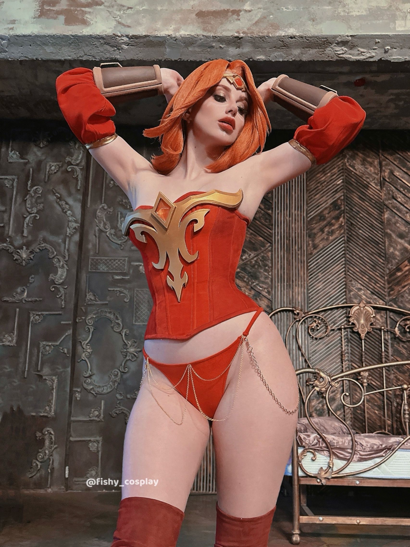 Косплей на Lina из Dota 2. Косплеер: Дарья Fishy Кравец. Источник: vk.com/fishycosplay