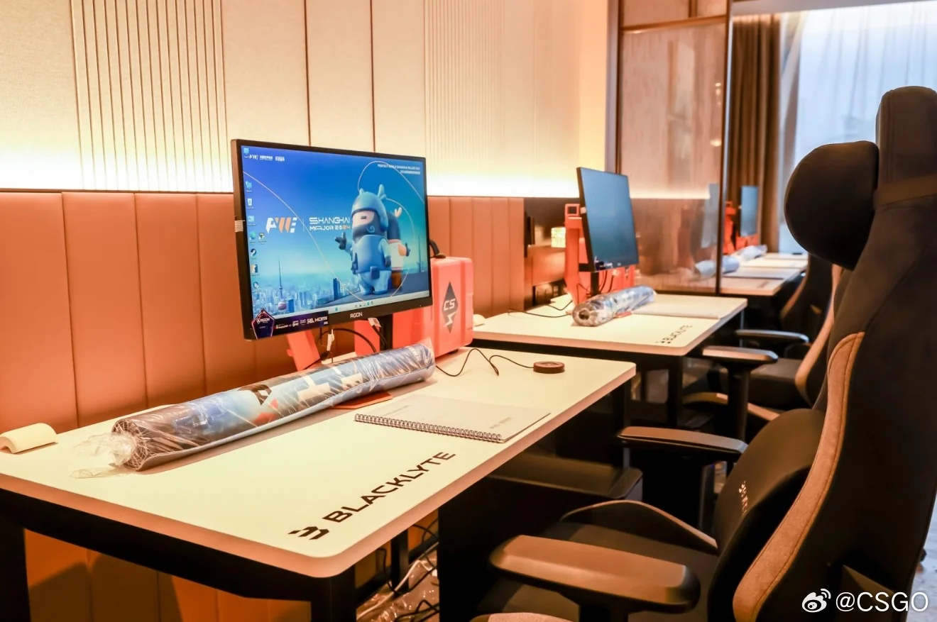 Тренировочная комната команды на RMR