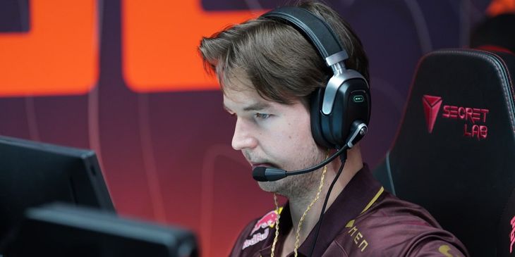 Astralis выбила FlyQuest из StarLadder Budapest Major 2025