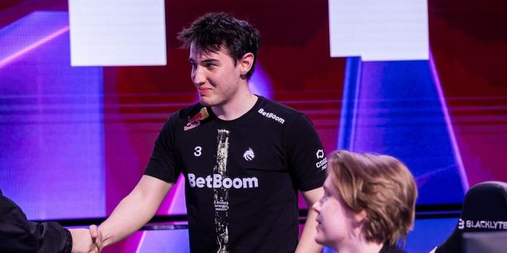 Team Spirit выиграла у Aurora Gaming в групповой стадии BLAST Slam IV