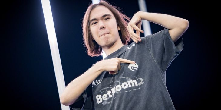 Fuck You от donk на мейджоре по CS2 шокировало стримера по LoL