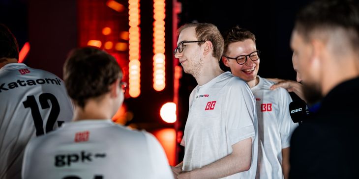 BETBOOM Team против OG — кто победит в матче на TI15?