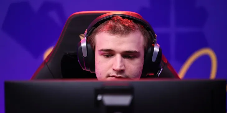 Virtus.pro проиграла Xtreme Gaming и упала в нижнюю сетку плей-офф на FISSURE Special