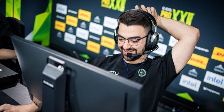 HOTU стала чемпионом Roman Imperium Cup V, обыграв Gentle Mates