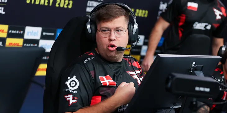 Karrigan составил команду мечты — с легендами CS 1.6 и молодыми игроками