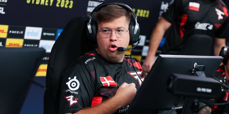 Karrigan составил команду мечты — с легендами CS 1.6 и молодыми игроками