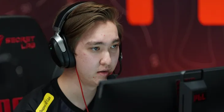 FL4MUS сравнил ICY с Jame: «У него есть огромный потенциал стать одним из лучших снайперов, если не лучшим»