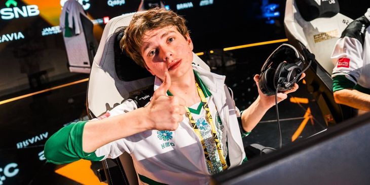 M0NESY: «Kyousuke уже влился в рабочий процесс. Возможно, ему пока сложно в плане коммуникации, но это нормально»