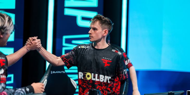 FaZe Clan прошла в плей-офф Esports World Cup 2026, обыграв Legacy