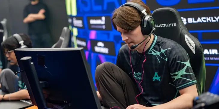 Aurora Gaming покинула PGL Wallachia Season 7 после поражения от Tundra Esports