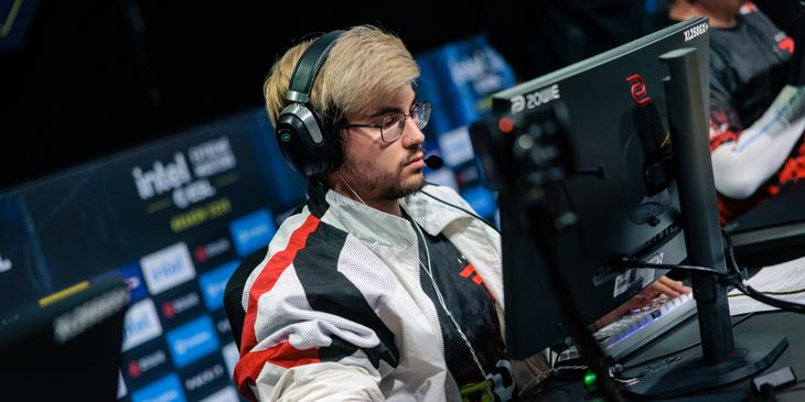 FaZe Clan выбила BCGame из IEM Krakow 2026