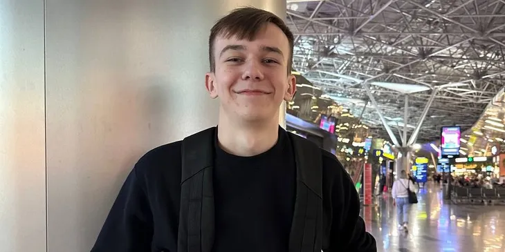 CrystalMay о замене OneJay на Antares в VP: «Это ослабление состава перед самыми важными турнирами в году»