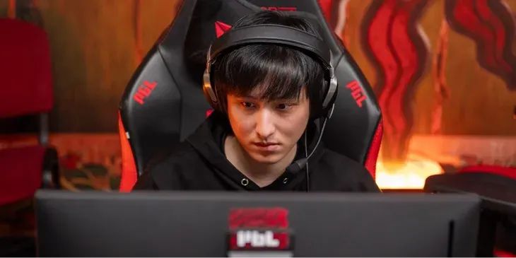 Daxak: «Ame вообще [наплевать] на игру. Если бы у вас была зарплата $60 тыc., вам не было бы [все равно]?»