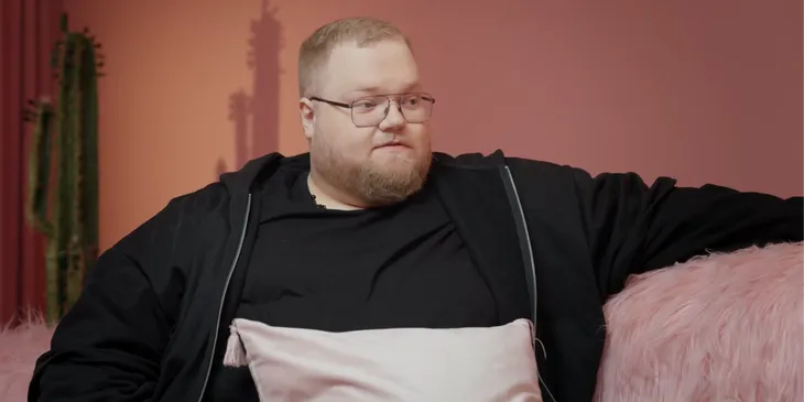 Стример T2X2 высказался о своем заработке: «Афишировать это не очень хочется, потому что чего людей злить?»