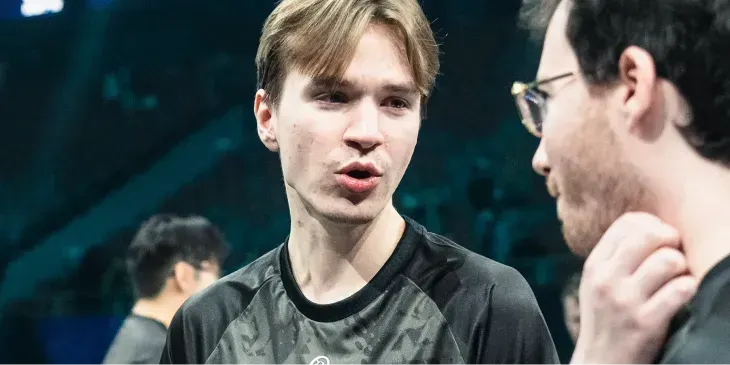 Pure~: «Потерян до EWC. На Twitch не ищите»