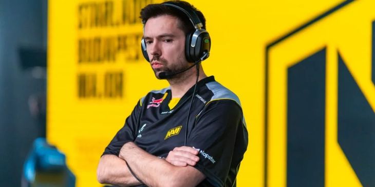 B1ad3 объяснил, почему NAVI не стали делать замены в межсезонье