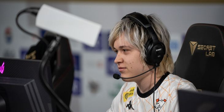 Virtus.pro объявила о тесте игроков на третью и четвертую позиции — Antares остается в команде