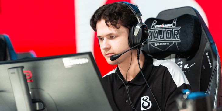 B8 Esports одержала вторую победу подряд на IEM Cologne Major 2026, переиграв THUNDERdOWNUNDER