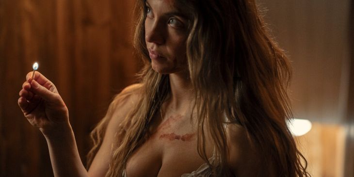 Секс и насилие с Сидни Суини — каким получился новый фильм «Горничная»