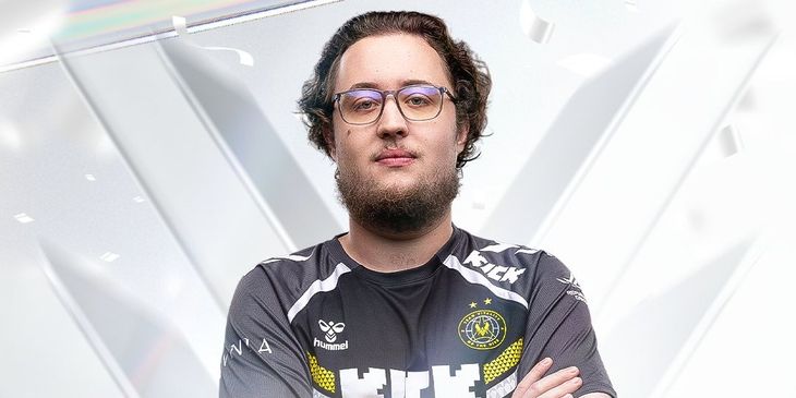ZywOo победил в номинации «Прорыв десятилетия» на Esports Awards 2025
