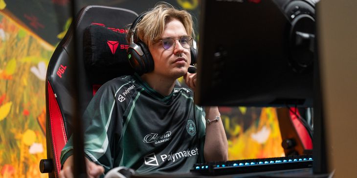Aurora Gaming со Skiter справилась с Pipsqueak+4 на PGL Wallachia Season 9