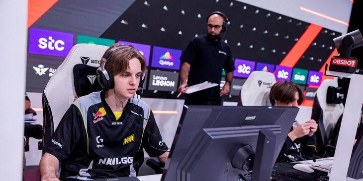 Natus Vincere против MOUZ — кто останется в квалификации на TI15?