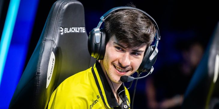 «Мастер стабильности» — degster о flameZ в топ-7 лучших игроков 2025 года